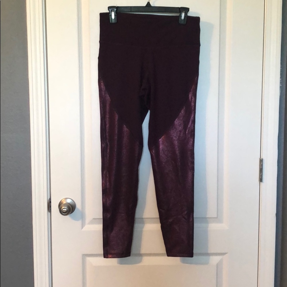 Old Navy. Active leggings